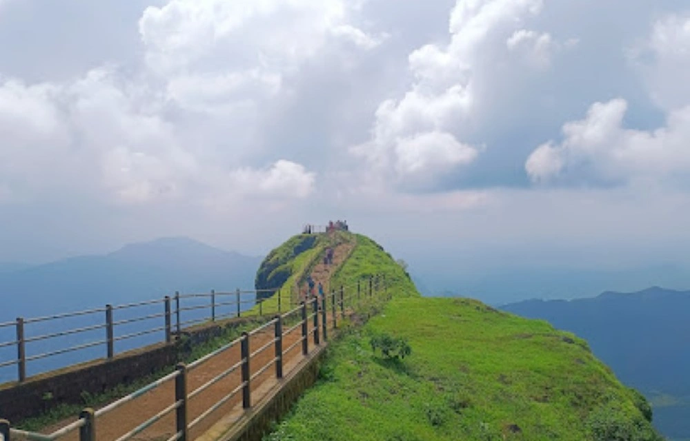 Hotel Shriyan Mahabaleswer Attraction Pictures